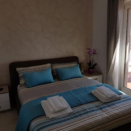 Mary'S Penthouse Leilighet Lido di Ostia Eksteriør bilde
