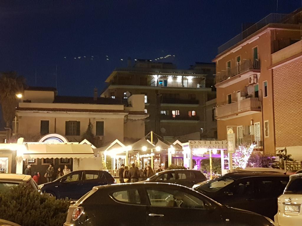 Mary'S Penthouse Leilighet Lido di Ostia Eksteriør bilde