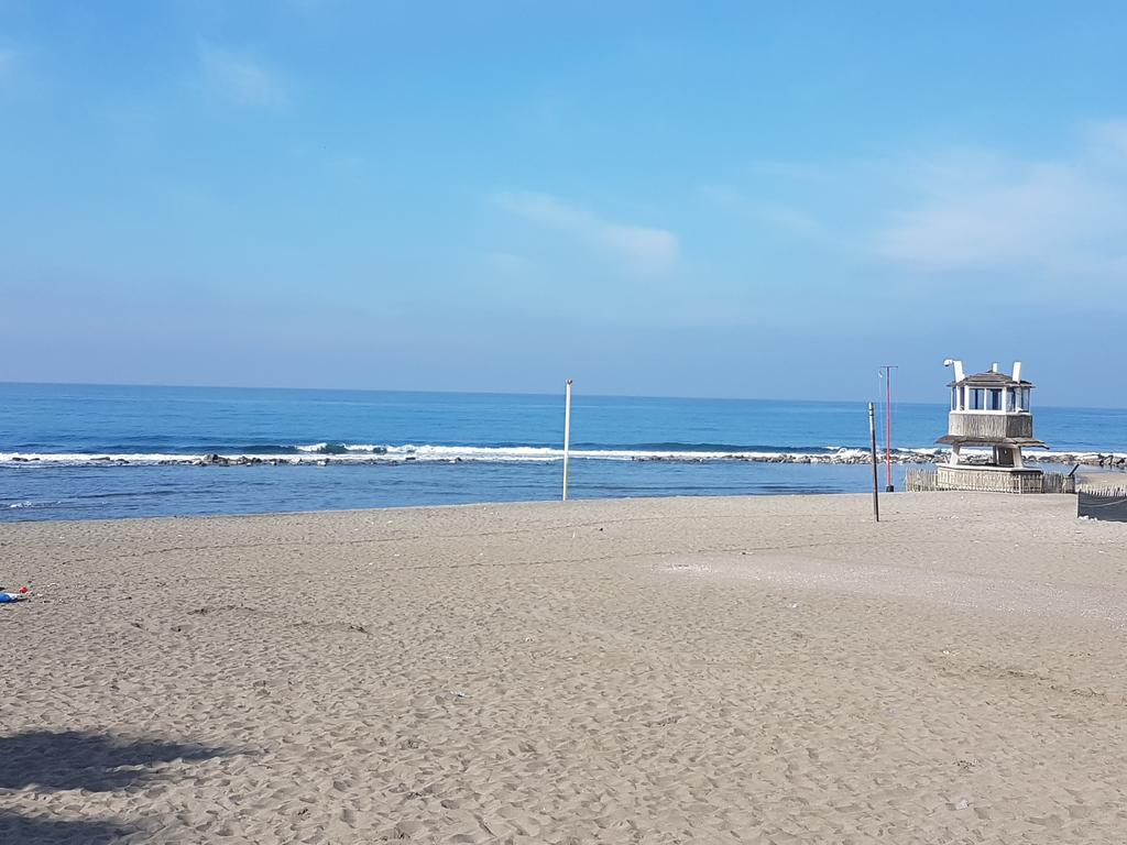 Mary'S Penthouse Leilighet Lido di Ostia Eksteriør bilde