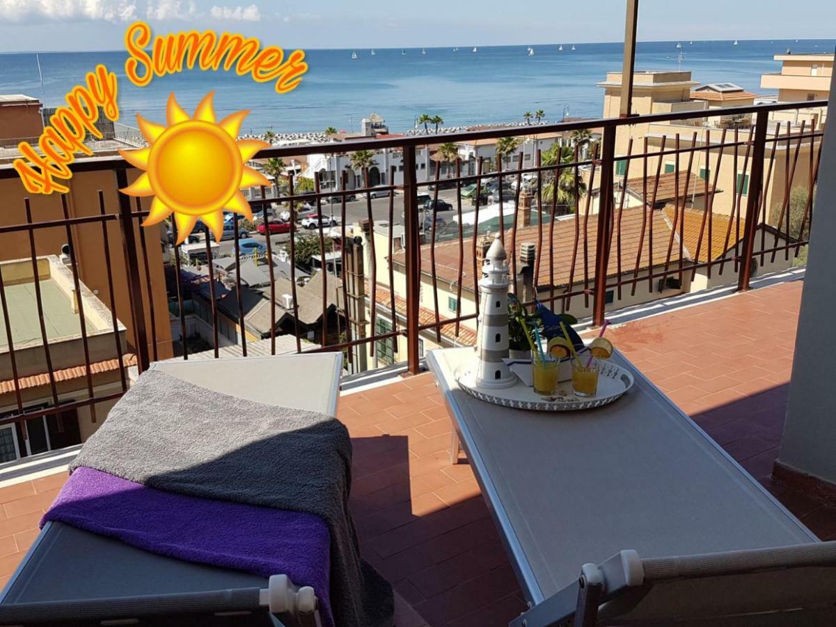 Mary'S Penthouse Leilighet Lido di Ostia Eksteriør bilde